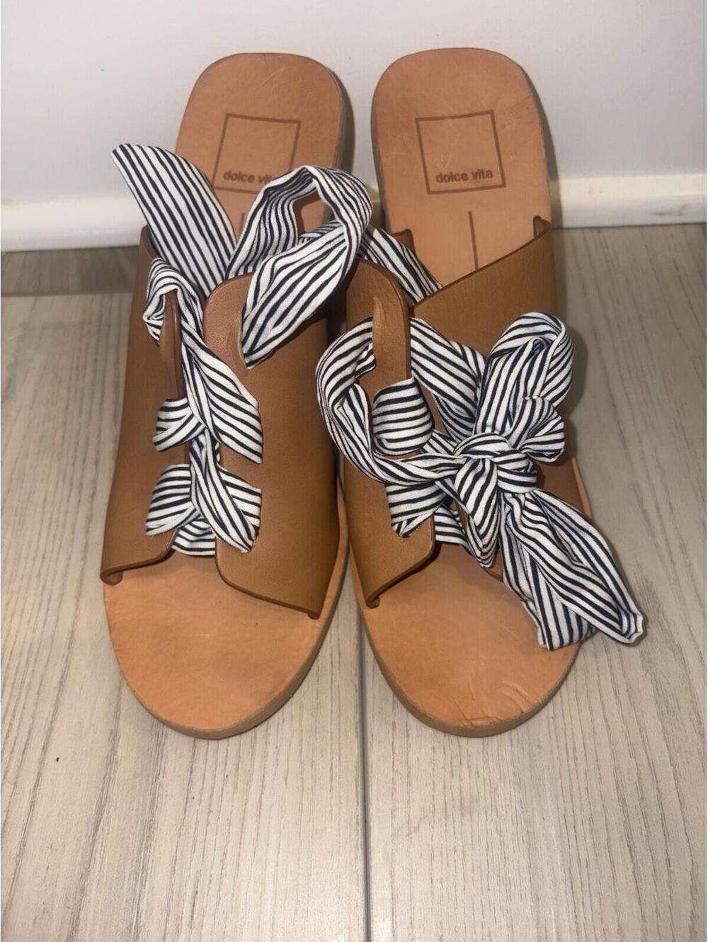 Dolce Vita Women's Amber Leather Heeled Lace Up Sandal in Caramel Size 8.5